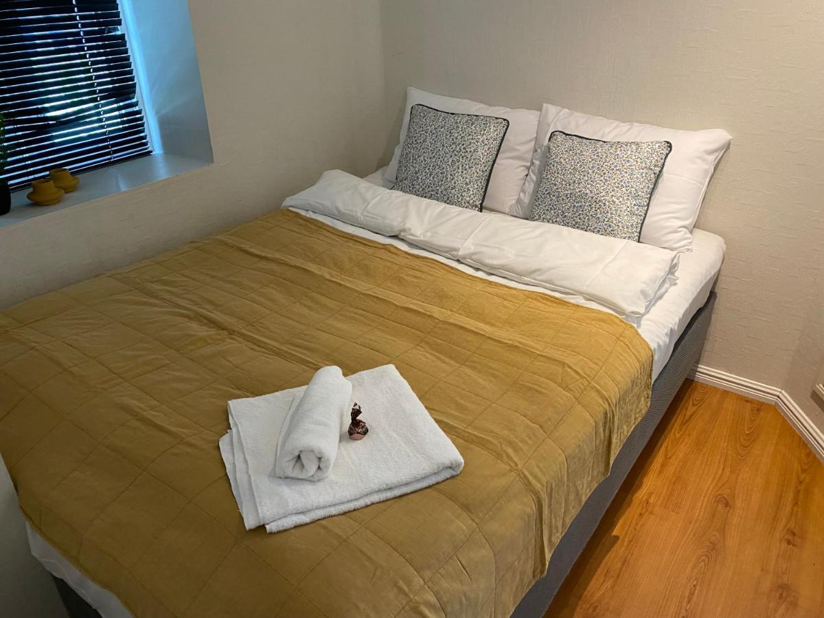 Central Bus Station Apartment, Wifi, Tv 纳尔维克 外观 照片